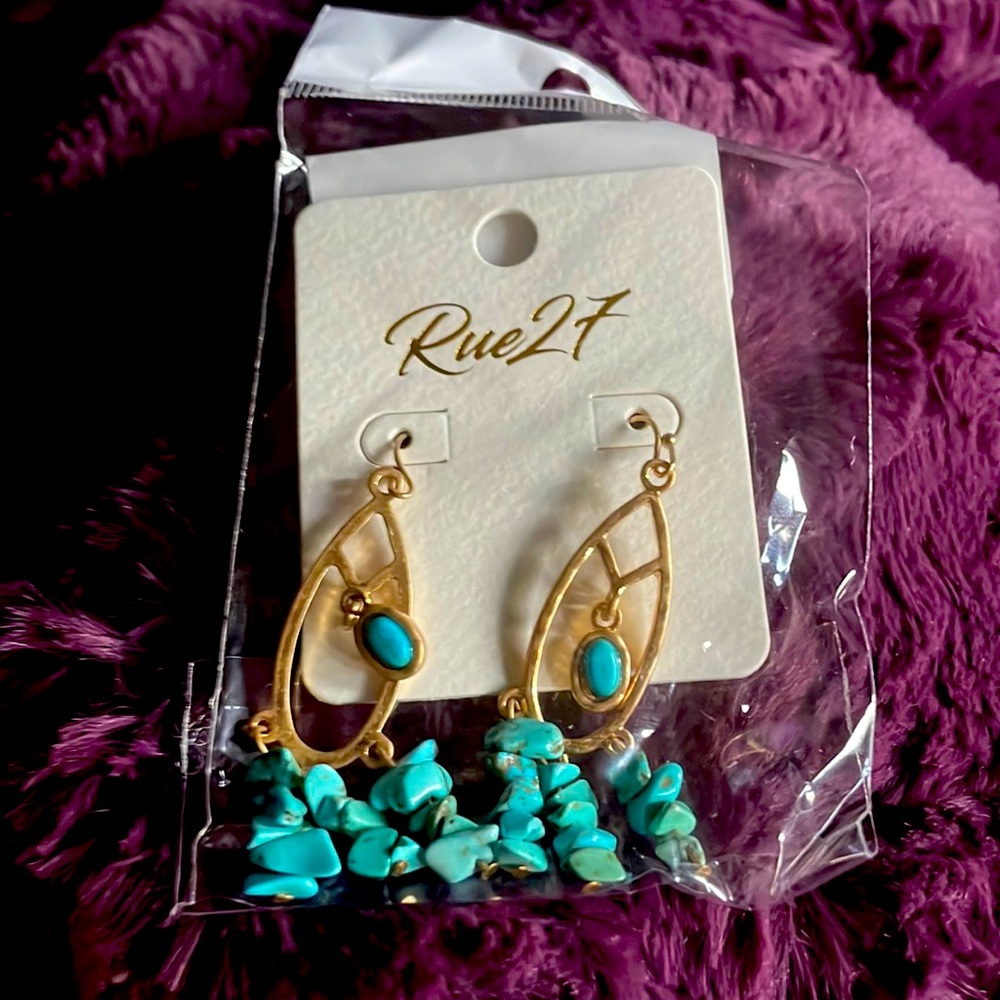 ⭐️✨New Turquoise Teardrop Earrings ⭐️✨